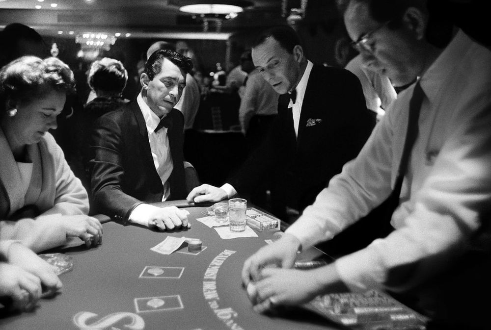 HHpoker微信推荐